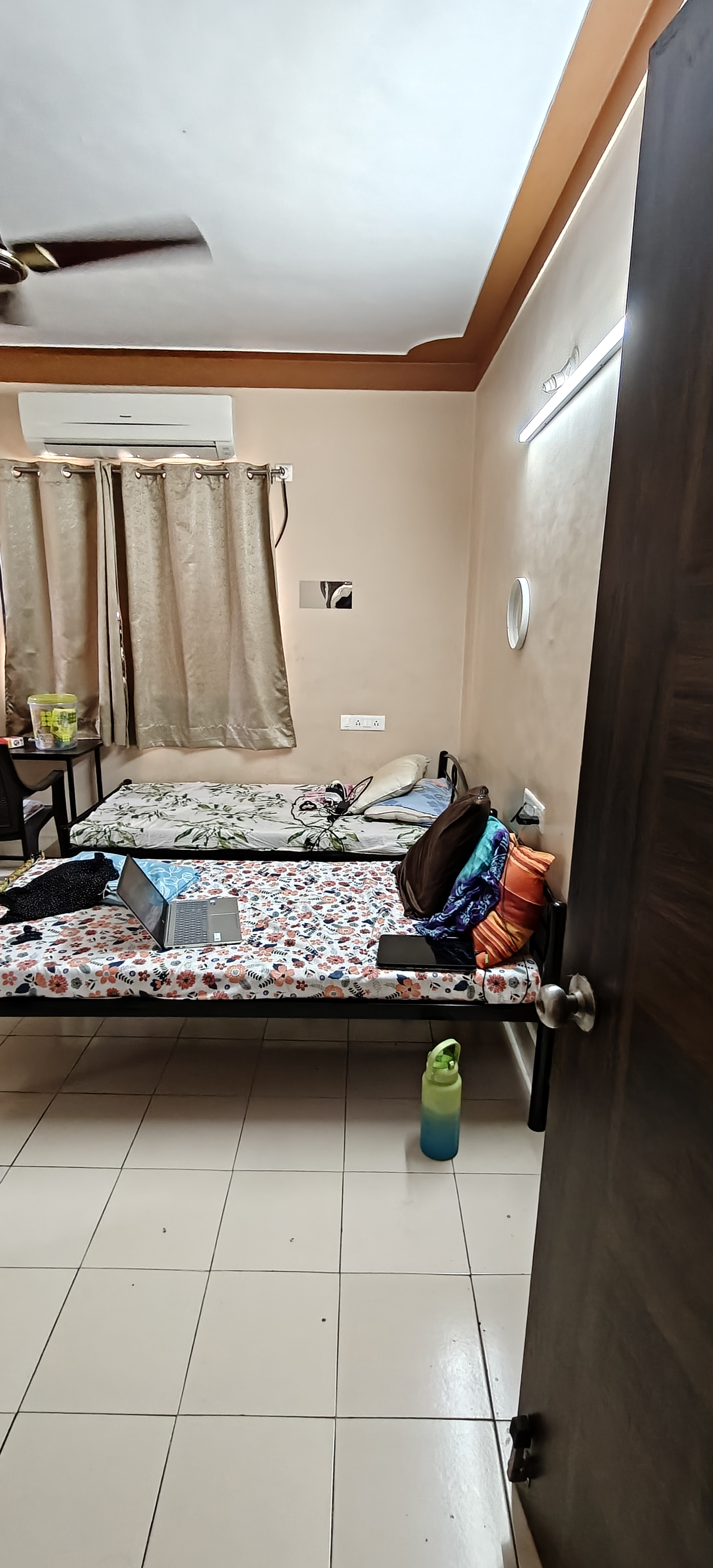 Pg For Rent in Senapati Bapat Road