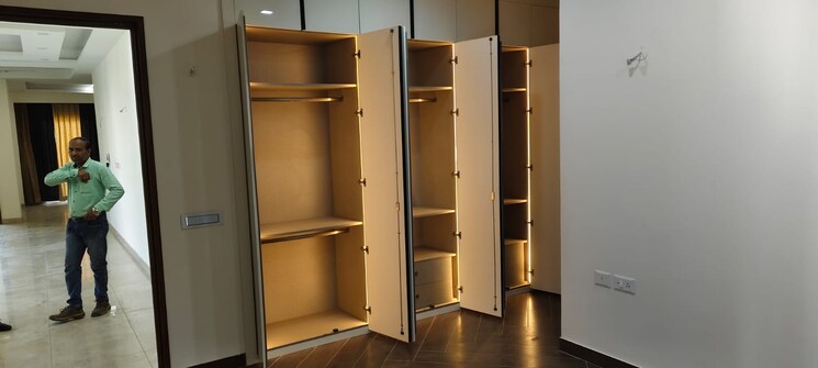 undefined, uchdpl-veridia-oakwood-enclave 4 Bedroom 2385 Sq.Ft. Apartment In Wave City Ghaziabad 8951197