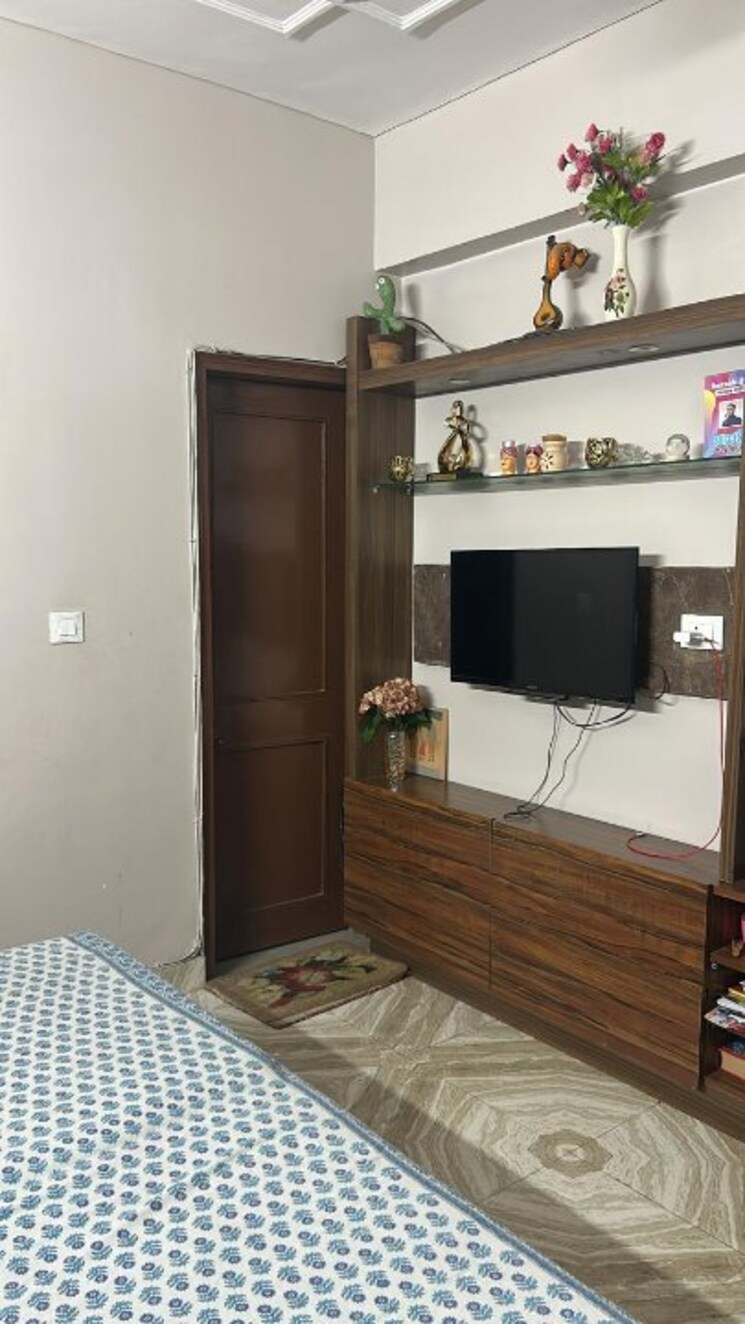 undefined, vikas puri 2 Bedroom 950 Sq.Ft. Apartment In Vikas Puri Delhi 8951152