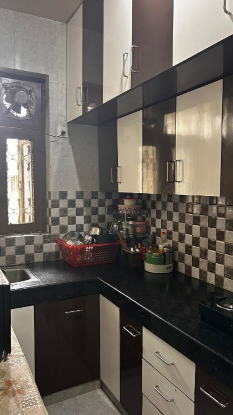 Kitchen, vikas puri 2 Bedroom 950 Sq.Ft. Apartment In Vikas Puri Delhi 8951152