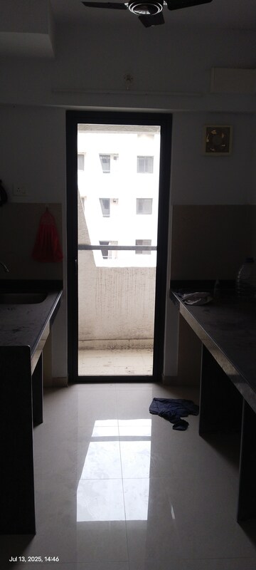 Kitchen in 1.5 BHK Apartment at Lodha Downtown, Dombivli East – for Rent