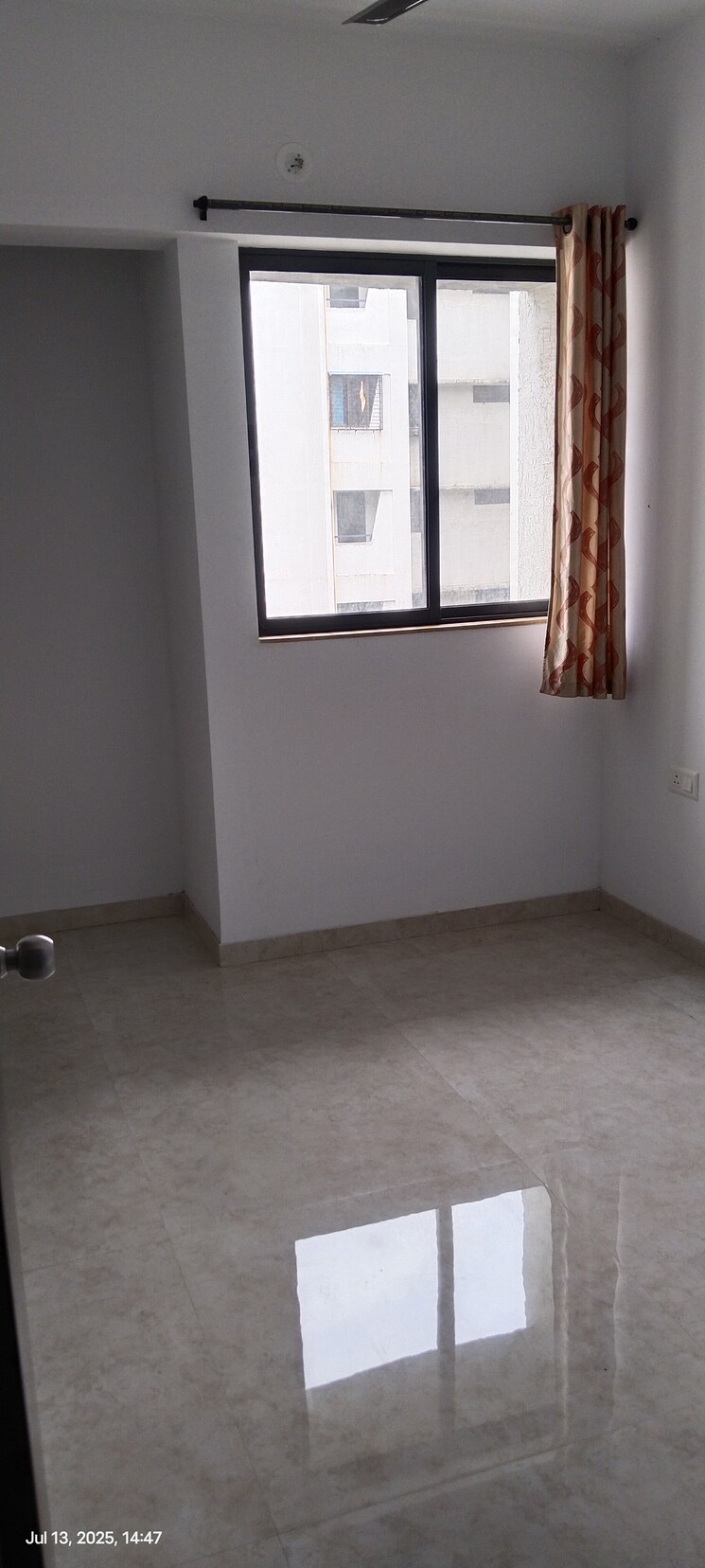 Room, lodha-downtown 1.5 Bedroom 540 Sq.Ft. Apartment In Dombivli East Thane 8951202