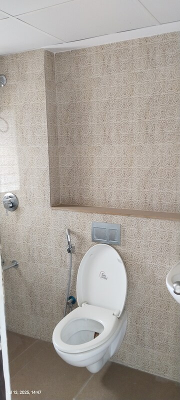 Bathroom in 1.5 BHK Apartment at Lodha Downtown, Dombivli East – for Rent
