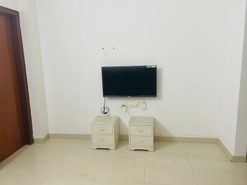Furnished Amenities in 1 BHK Builder Floor at SS Southend Floors, South City 2 – for Rent