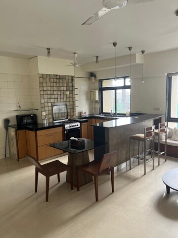 Master Bedroom in 1 BHK Apartment at Lokhandwala Residency, Worli – for Rent