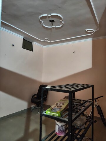 Furnished Amenities in 2 BHK Independent House at Gomti Nagar – for Rent