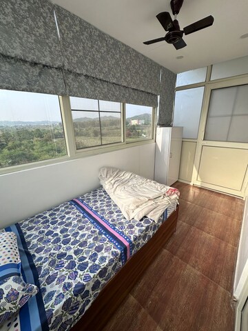 Bedroom in 2 BHK Apartment at Sector 6 – for Rent