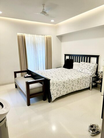 Bedroom in 3 BHK Apartment at Ekta Trinity, Santacruz West – for Rent