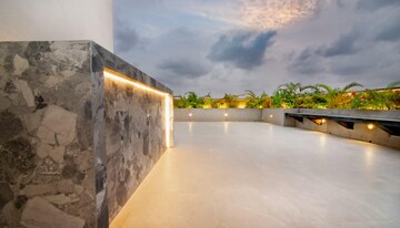 Swimming Pool in 3 BHK Apartment at Ekta Trinity, Santacruz West – for Rent