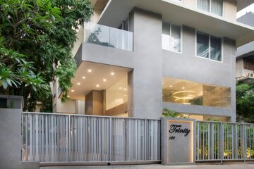 Kitchen in 3 BHK Apartment at Ekta Trinity, Santacruz West – for Rent