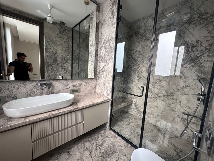 Bathroom, greater kailash ii 4 Bedroom 9000 Sq.Ft. Builder Floor In Greater Kailash ii Delhi 8951290