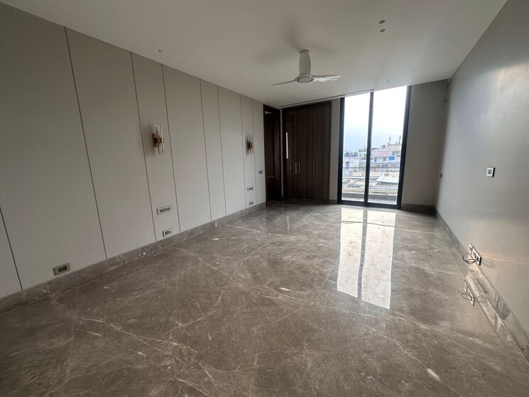 Room, greater kailash ii 4 Bedroom 9000 Sq.Ft. Builder Floor In Greater Kailash ii Delhi 8951290