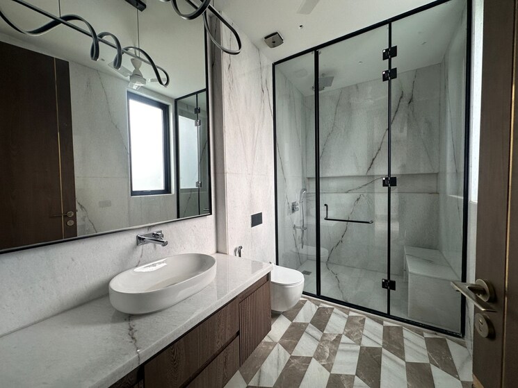 Bathroom, greater kailash ii 4 Bedroom 9000 Sq.Ft. Builder Floor In Greater Kailash ii Delhi 8951290