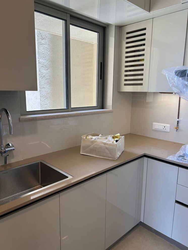 Kitchen, hiranandani-regent-hill 1 Bedroom 379 Sq.Ft. Apartment In Powai Mumbai 8951291