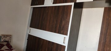 Furnished Amenities in 2 BHK Apartment at Shikhar Tower, Kopar Khairane – for Rent