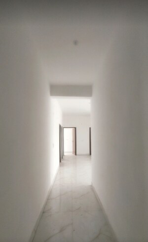 Building Lobby in 3 BHK Apartment at Ansal Sushant Aquapolis, Dundahera – for Sale