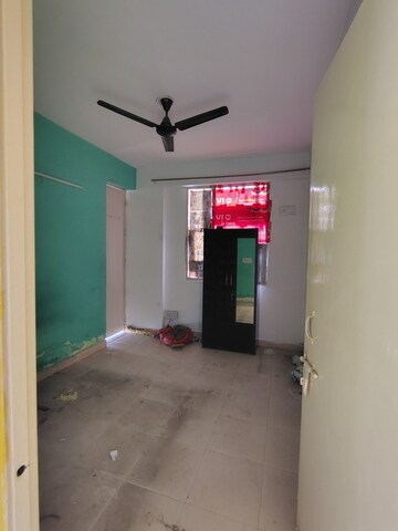 Furnished Amenities in 2 BHK Apartment at Adore Happy Homes, Sector 86 – for Rent