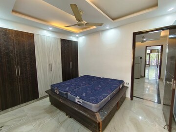 Bedroom in 2 BHK Builder Floor at Lajpat Nagar ii – for Rent