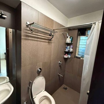 Bathroom in 2 BHK Apartment at Shanti Verve Mansion, Ma Marg – for Rent