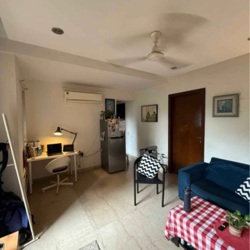 Bedroom in 2 BHK Apartment at Shanti Verve Mansion, Ma Marg – for Rent