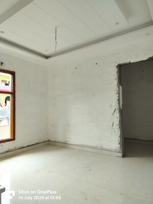 Room in 3 BHK Builder Floor at Pratap Vihar GDA Flats, Pratap Vihar – for Sale