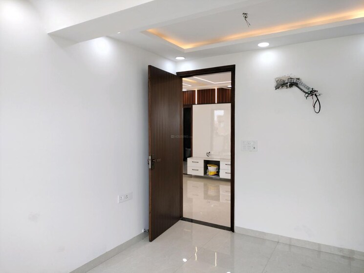 Room, sector 17 dwarka 2 Bedroom 1200 Sq.Ft. Apartment In Sector 17 Dwarka Delhi 8951388