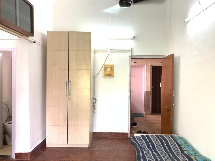 Room, suchidham-complex 1 Bedroom 550 Sq.Ft. Apartment In Goregaon East Mumbai 8951449
