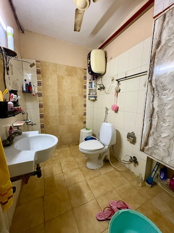 Master Bedroom in 4 BHK Apartment at Uninav Bliss, Raj Nagar Extension – for Rent