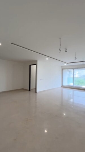 Room in 4 BHK Apartment at Ajmera Prive, Juhu – for Sale