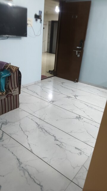 Room in 2 BHK Apartment at Lodha Freshia, Dombivli East – for Rent