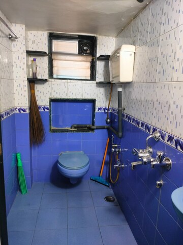 Bathroom in 1 BHK Apartment at Jeevan CHS Panch Pakhadi, Panch Pakhadi – for Rent