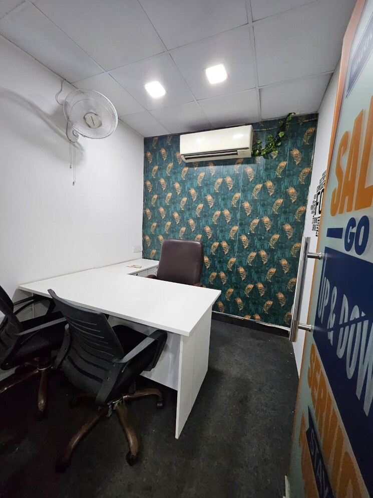 Team Area, sector 63 Commercial Office Space 850 Sq.Ft. In Sector 63 Noida 8951539