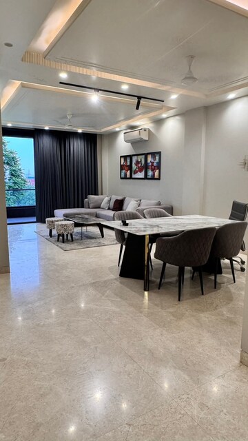 Living Room in 2 BHK Builder Floor at Sector 21 – for Rent