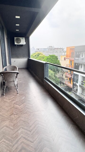 Balcony in 2 BHK Builder Floor at Sector 21 – for Rent