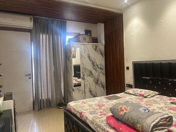 Bedroom in 3 BHK Builder Floor at Ansal Sushant Apartments, Sushant Lok I – for Sale