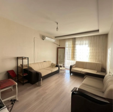 Living Room in 2 BHK Apartment at Goregaon East – for Rent