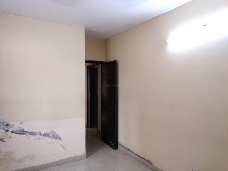 Room, sector 4 dwarka 3 Bedroom 1800 Sq.Ft. Apartment In Sector 4 Dwarka Delhi 8951442