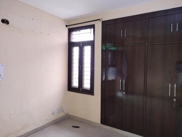Room in 3 BHK Apartment at Sector 4 Dwarka – for Sale