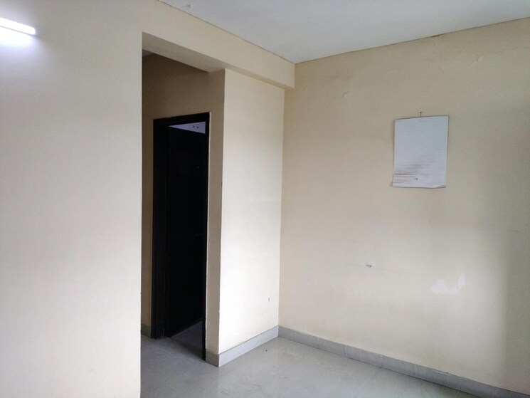 Room, sector 4 dwarka 3 Bedroom 1800 Sq.Ft. Apartment In Sector 4 Dwarka Delhi 8951442