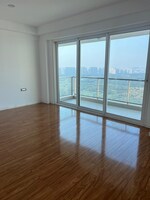 4 BHK + Servant Room 4498 Sq.Ft. Penthouse in DLF The Crest