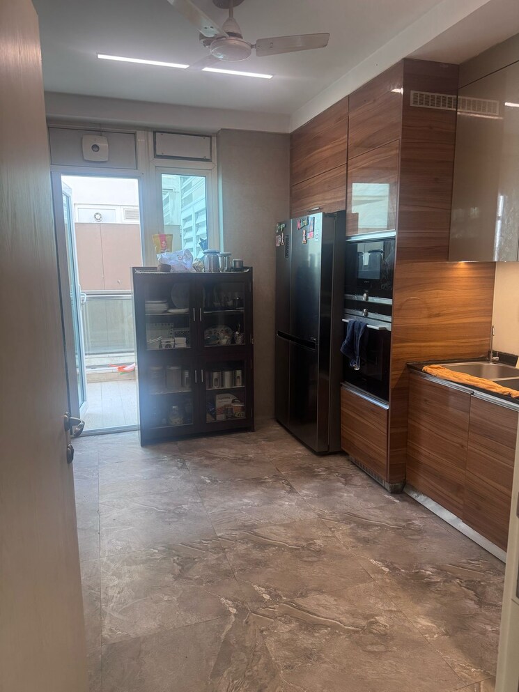 Kitchen, dlf-the-crest 4 Bedroom 4498 Sq.Ft. Penthouse In Sector 54 Gurgaon 8951538