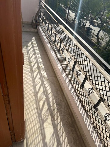 Balcony in 1.5 BHK Independent House at RWA Apartments Sector 27, Sector 27 – for Rent