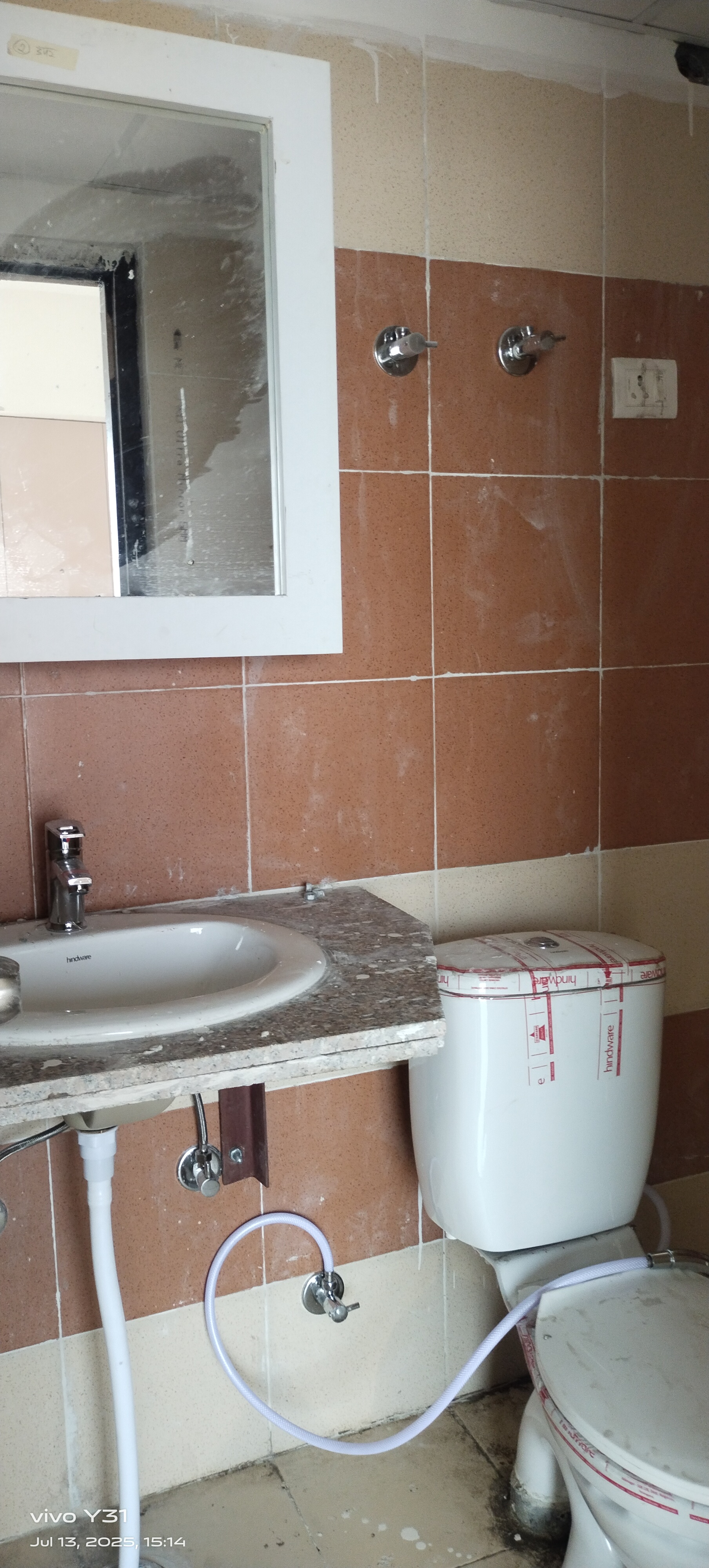 2 BHK Apartment For Rent in Mahagun Mywoods