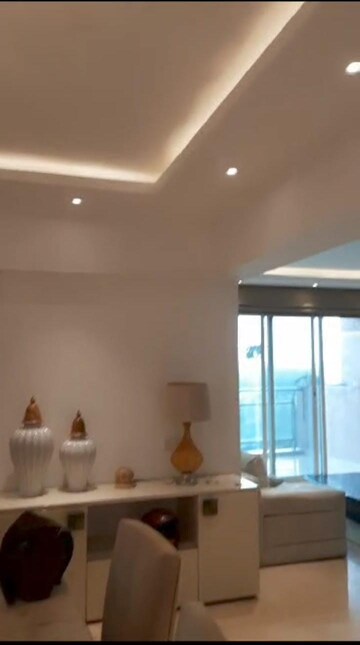 Furnished Amenities in 5 BHK Apartment at Emaar Commonwealth Games Village, Patparganj – for Rent