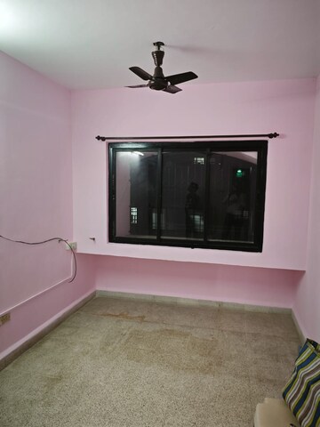 Room in 1 BHK Apartment at Dadar West – for Rent