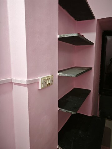 Furnished Amenities in 1 BHK Apartment at Dadar West – for Rent