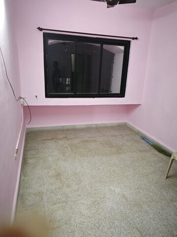 Room in 1 BHK Apartment at Dadar West – for Rent