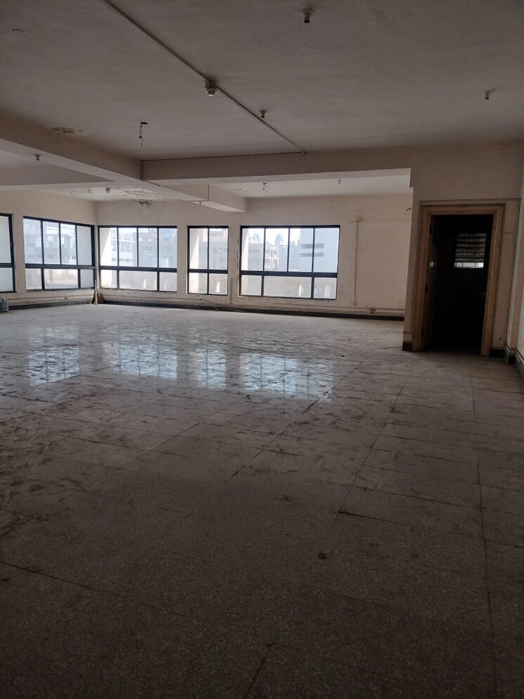  Parking, greenscape-cbd-614 Commercial Office Space 2850 Sq.Ft. In Cbd Belapur Sector 15 Navi Mumbai 8951588