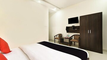 3 BHK Apartment For Rent in Uninav Bliss, Raj Nagar Extension