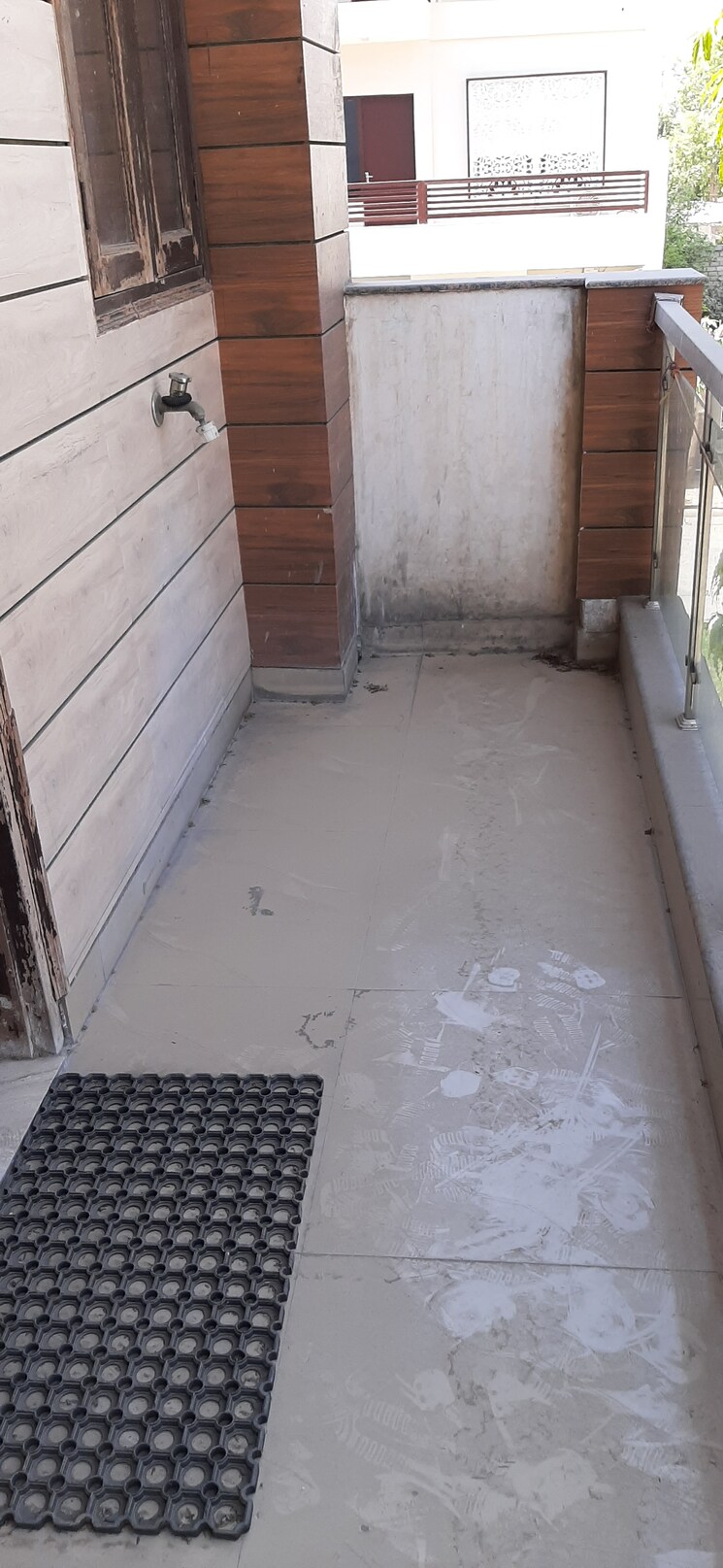 Room, land-craft-golf-links-apartment-phase-2 3 Bedroom 100 Sq.Yd. Builder Floor In Pandav Nagar Ghaziabad 8951646